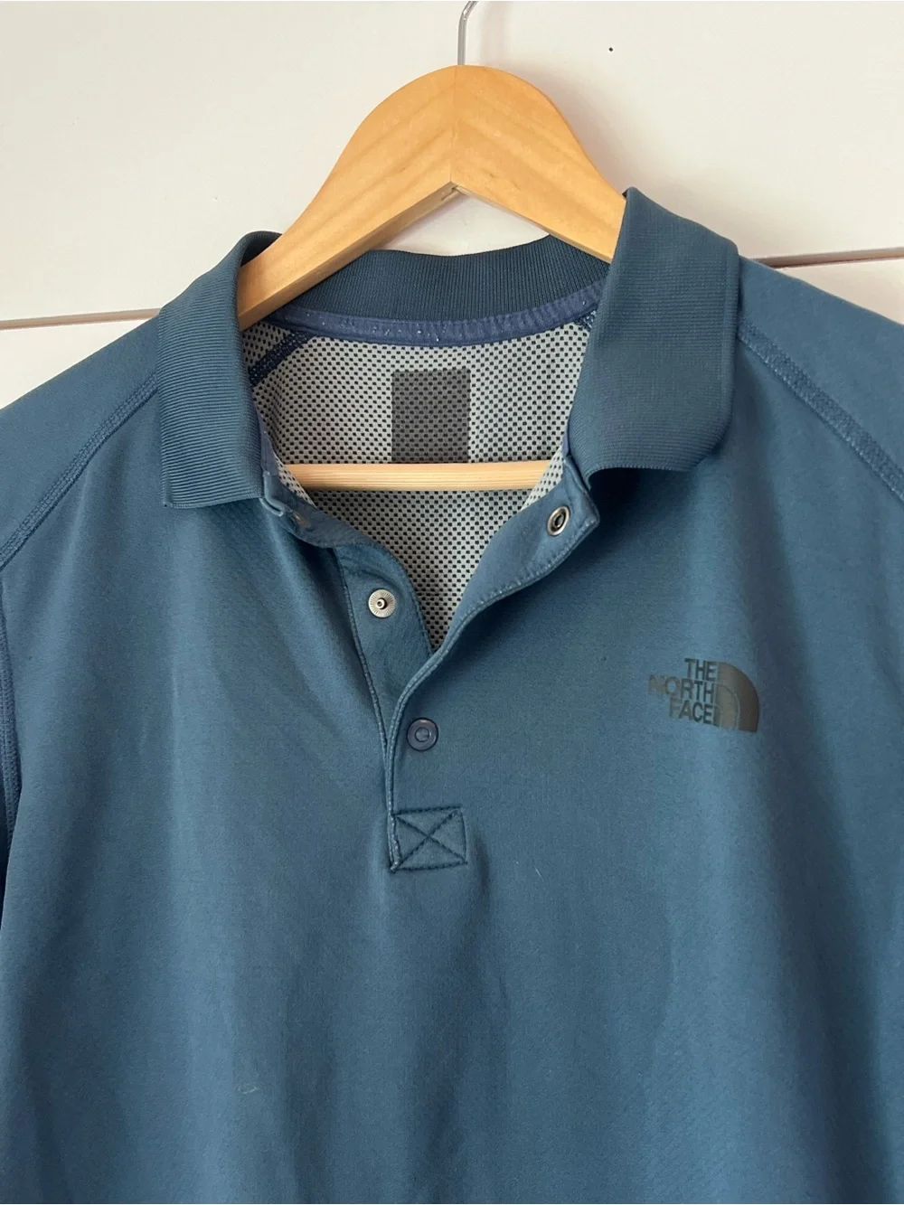 The North Face Men's Short-Sleeve FlashDry Polo in Deep Teal